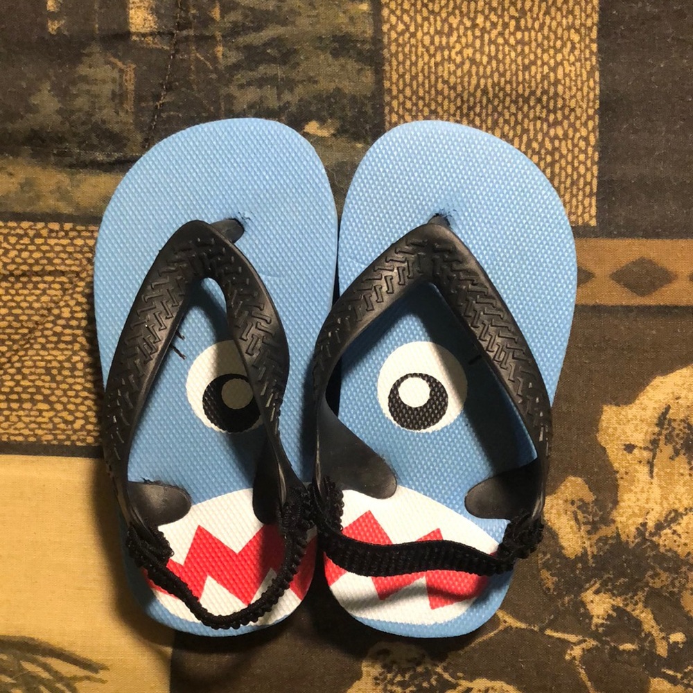 Toddler shark sandals